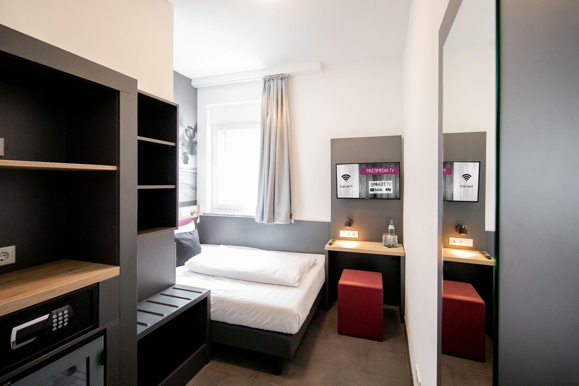 Smarty Cologne Dom Hotel - Boardinghouse - Kontaktloser Self Check-In Eksteriør billede