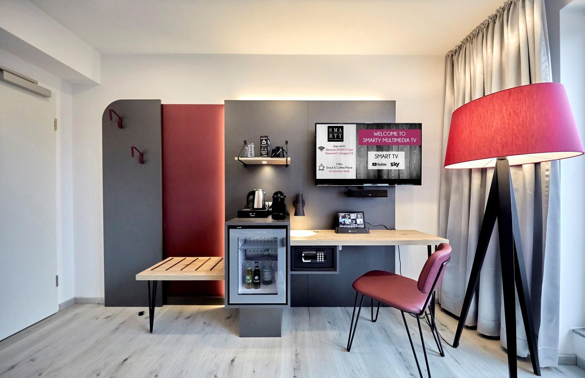 Smarty Cologne Dom Hotel - Boardinghouse - Kontaktloser Self Check-In Eksteriør billede