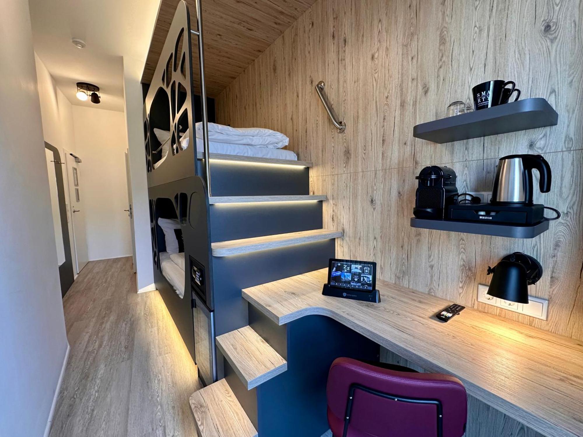 Smarty Cologne Dom Hotel - Boardinghouse - Kontaktloser Self Check-In Eksteriør billede
